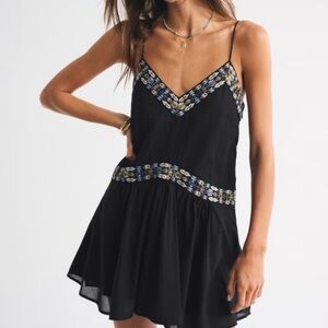 NWT Abercrombie & Fitch Black Flowy Skort Mini Embroidery Accents Size Large